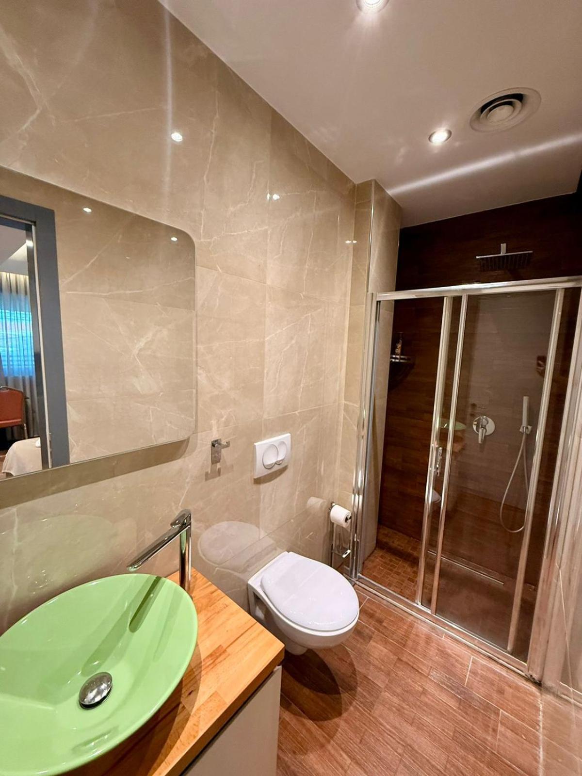 Nest&Rest Apartments ติรานา ภายนอก รูปภาพ
